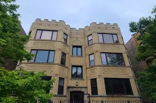 1748 E 73rd Pl, Chicago, IL 60649 - Photo 1