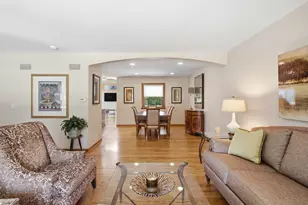 1125 61st St, Downers Grove, IL 60516 - Photo 7