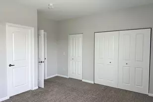 855 E Main St, East Dundee, IL 60118 - Photo 9