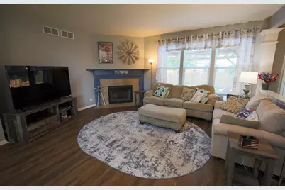 25133 W Gates Lane, Plainfield, IL 60585 - Photo 9