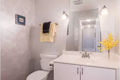 909 W Essex Place, Arlington Heights, IL 60004 - Photo 23