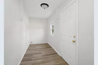 592 N Dearborn Avenue, Kankakee, IL 60901 - Photo 11