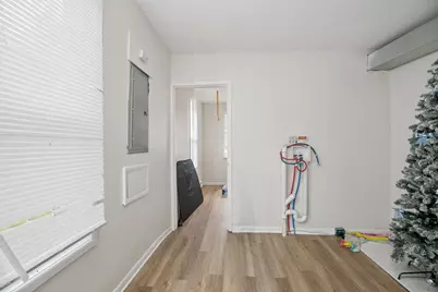 592 N Dearborn Avenue, Kankakee, IL 60901 - Photo 5