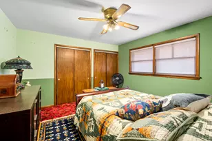 11109 S Ave J, Chicago, IL 60617 - Photo 11