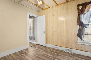 301 Grand Ave, Loves Park, IL 61111 - Photo 17