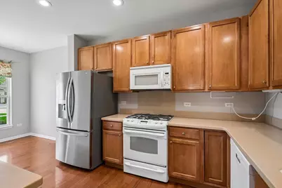 3304 Comstock Court, Mundelein, IL 60060 - Photo 3