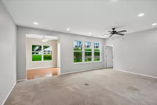 3304 Comstock Ct, Mundelein, IL 60060 - Photo 7