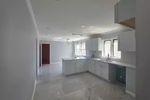 2623 W Arthur Ave, Chicago, IL 60645 - Photo 9