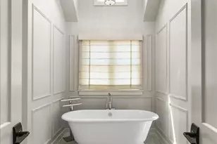 4123 N Oakley Ave, Chicago, IL 60618 - Photo 23