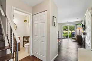 1610 Durham Ct, Darien, IL 60561 - Photo 9