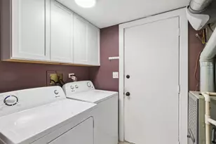1610 Durham Ct, Darien, IL 60561 - Photo 7