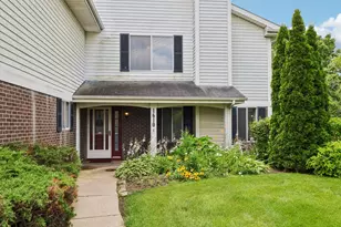 1610 Durham Ct, Darien, IL 60561 - Photo 1
