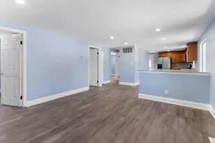 55 Alameda Dr, Carpentersville, IL 60110 - Photo 5