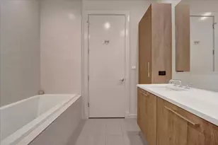 2773 N Hampden Ct, Chicago, IL 60614 - Photo 15