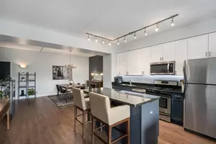4848 N Sheridan Rd, Chicago, IL 60640 - Photo 9