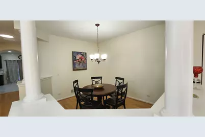 2145 Colchester Avenue, Hoffman Estates, IL 60192 - Photo 7