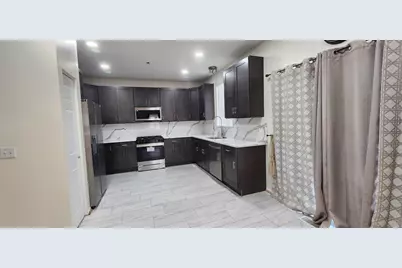 2145 Colchester Avenue, Hoffman Estates, IL 60192 - Photo 33