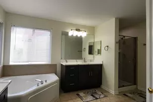 2145 Colchester Ave, Hoffman Estates, IL 60192 - Photo 25