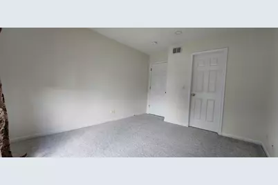 2145 Colchester Avenue, Hoffman Estates, IL 60192 - Photo 17