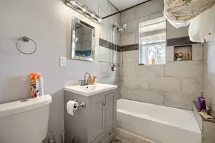 1957 E 72nd St, Chicago, IL 60649 - Photo 17