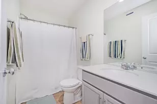 2211 Horseshoe Cir, Naperville, IL 60564 - Photo 21