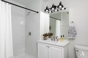 235 W Van Buren St, Chicago, IL 60607 - Photo 11