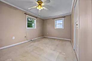 4022 Landmark Rd, Iuka, IL 62849 - Photo 15