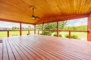 4022 Landmark Rd, Iuka, IL 62849 - Photo 21