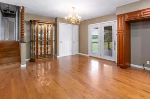 4022 Landmark Rd, Iuka, IL 62849 - Photo 7