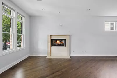 2041 N Whipple Street, Chicago, IL 60647 - Photo 9
