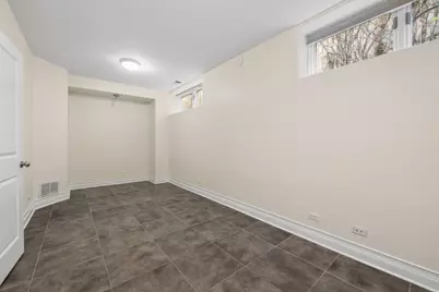 2041 N Whipple Street, Chicago, IL 60647 - Photo 31