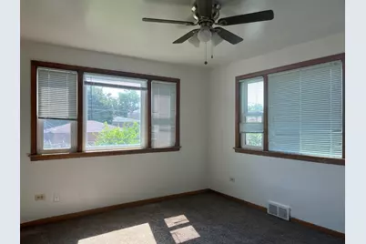 9515 S Michigan Avenue #2, Chicago, IL 60628 - Photo 7