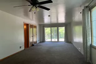 9515 S Michigan Ave, Chicago, IL 60628 - Photo 3