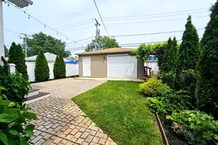 2937 N 74th Ct, Elmwood Park, IL 60707 - Photo 31