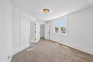 411 Leach Ave, Joliet, IL 60432 - Photo 19