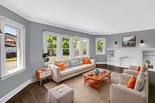 10001 S Wentworth Ave, Chicago, IL 60628 - Photo 3