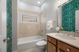 3756 W Leland Ave, Chicago, IL 60625 - Photo 19