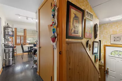 7030 N Ionia Avenue, Chicago, IL 60646 - Photo 13