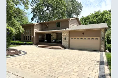 4 Stonegate Ridge, Bourbonnais, IL 60914 - Photo 3