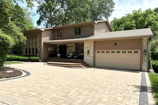 4 Stonegate Ridge, Bourbonnais, IL 60914 - Photo 3