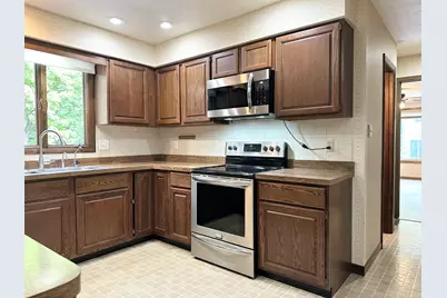 4 Stonegate Ridge, Bourbonnais, IL 60914 - Photo 23