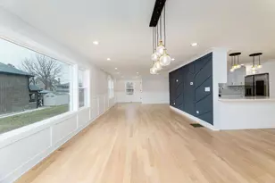 8110 Lockwood Ave, Burbank, IL 60459 - Photo 21