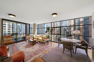 201 N Westshore Dr, Chicago, IL 60601 - Photo 3