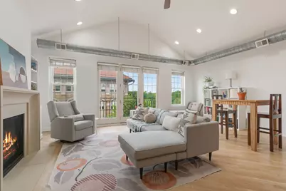 1836 W Belmont Avenue #4, Chicago, IL 60657 - Photo 3
