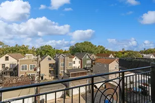 1836 W Belmont Ave, Chicago, IL 60657 - Photo 19