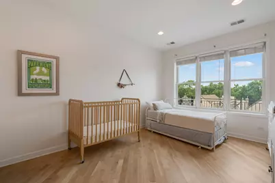 1836 W Belmont Avenue #4, Chicago, IL 60657 - Photo 9