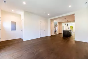 2832 W Wilcox St, Chicago, IL 60612 - Photo 9