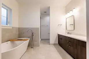 2832 W Wilcox St, Chicago, IL 60612 - Photo 15