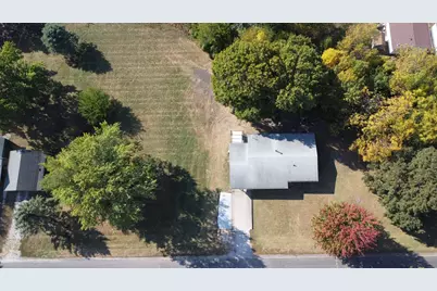 316 N Hartwell Street, Gilman, IL 60938 - Photo 5