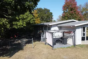 316 N Hartwell St, Gilman, IL 60938 - Photo 3